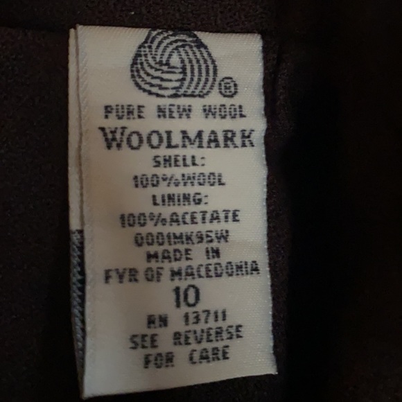 Amanda Smith Pure Wool Jacket & Skirt - Picture 8 of 8